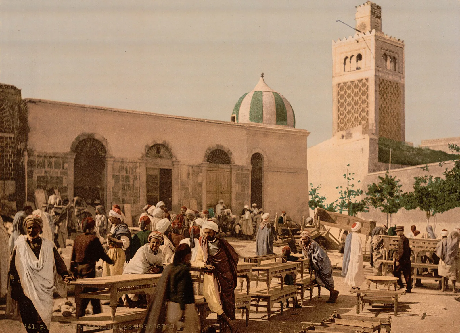 Le Marché des Ébénistes, Tunis, Tunisie, vers 1899