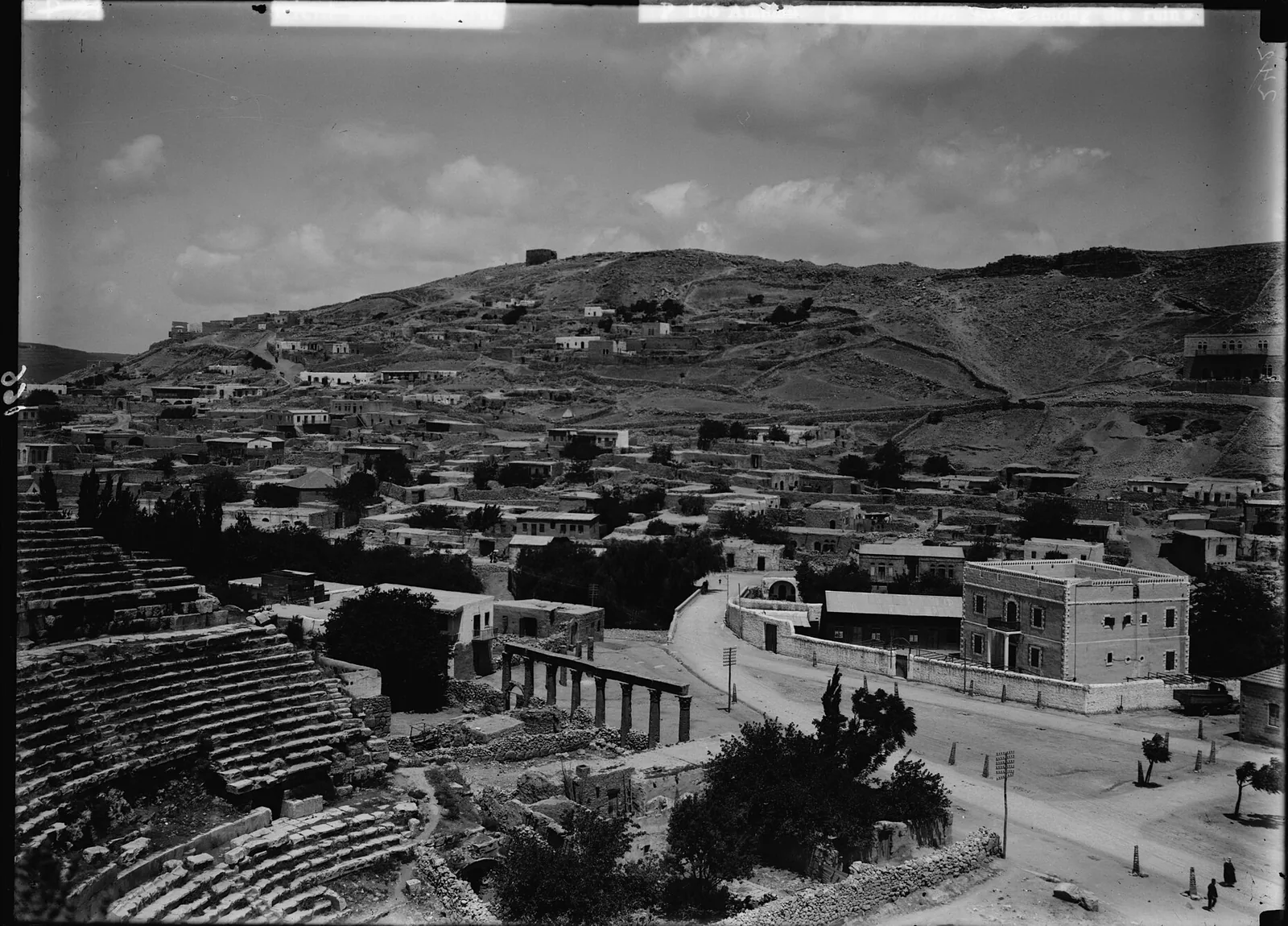 La Ville parmi les ruines, Amman, Jordanie, 1898–1946