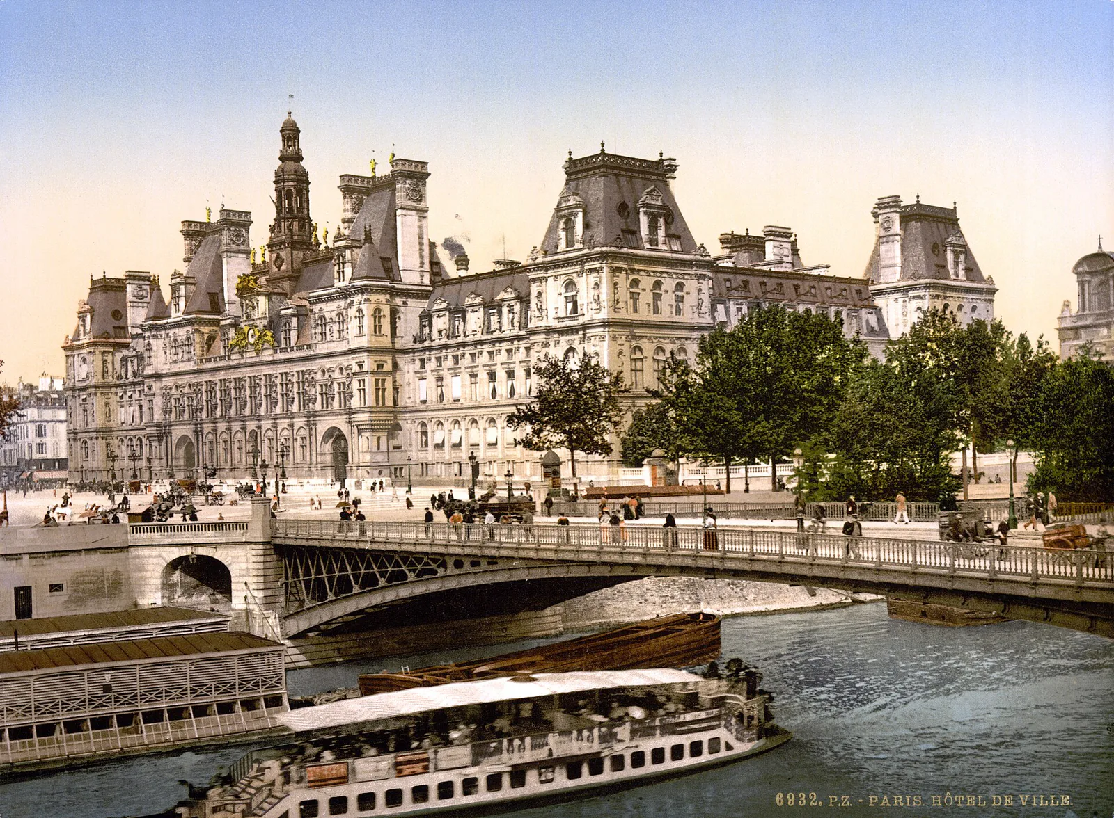 L’Hôtel de Ville, Paris, France, 1890–1900