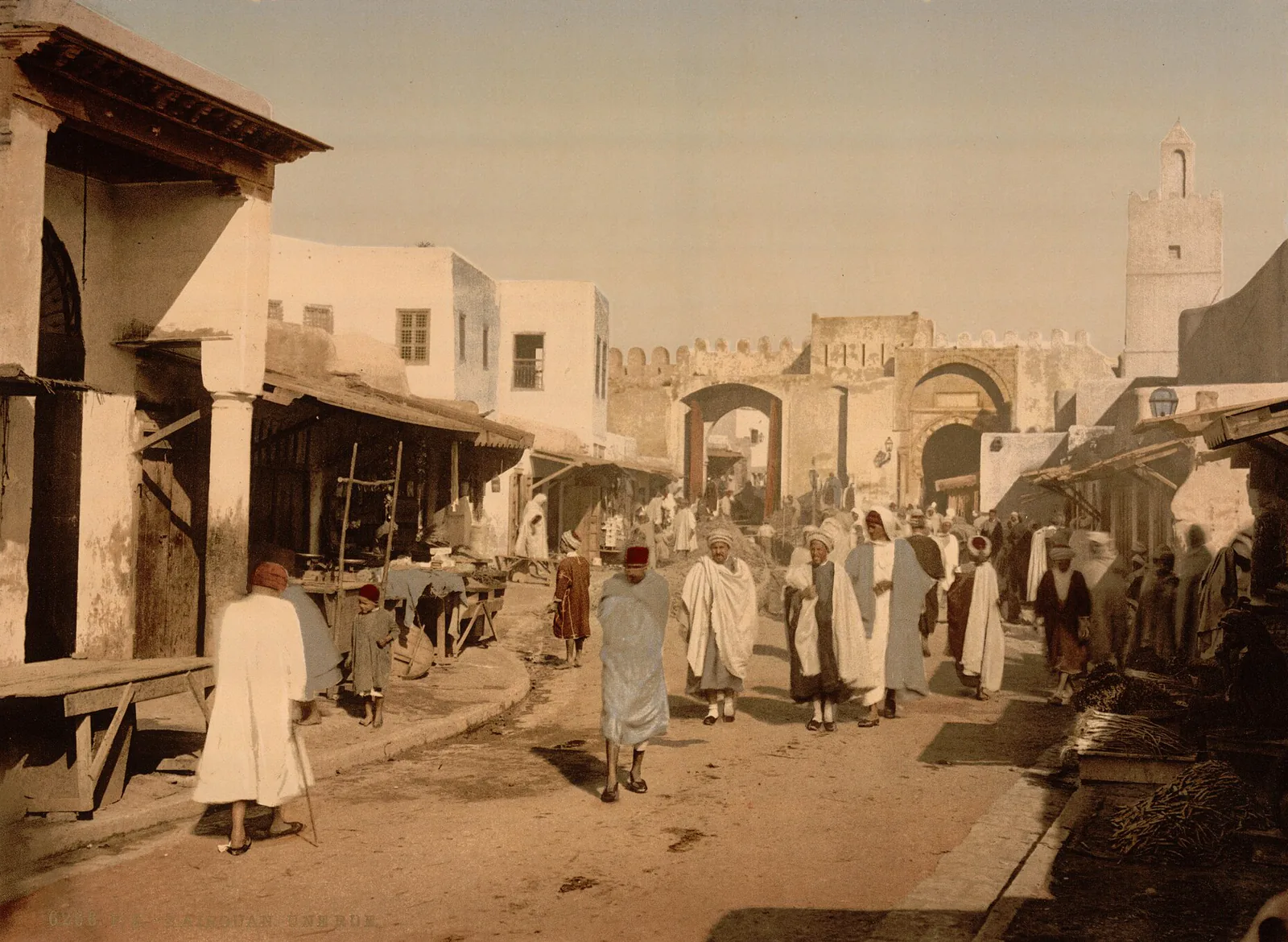 Le Souk, Kairouan, Tunisie, vers 1899