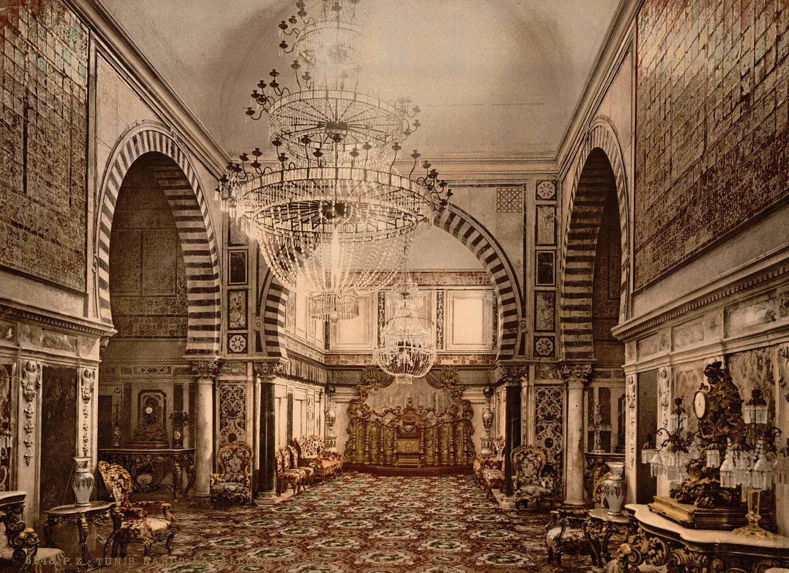 La Salle du trône du Bardo, Tunis, Tunisie, vers 1899